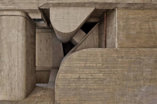 Photograph Claudio Larrea Library Ii on One Eyeland